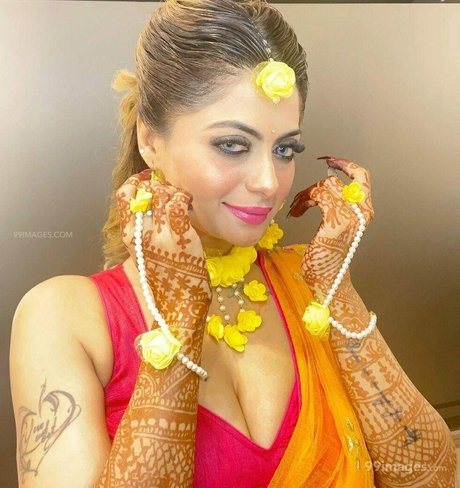 Suhaani Laskar hd actress galleries