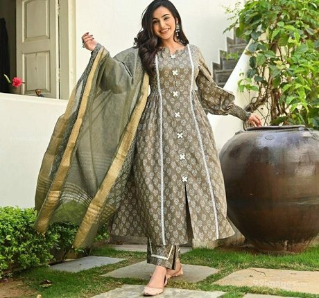 Ankitta Sharma nudes actress image