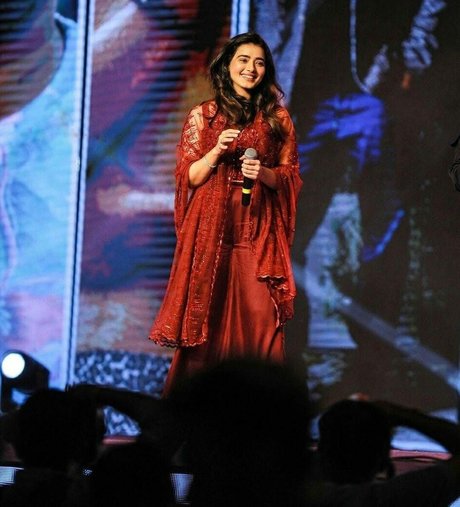 Ketika Sharma star top pictures