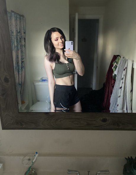 Charleemanderz best actress archive