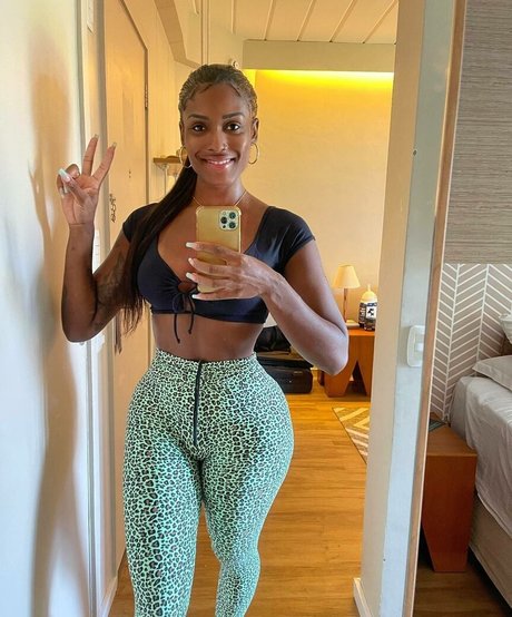 Rainhas De Bateria star sexy picture