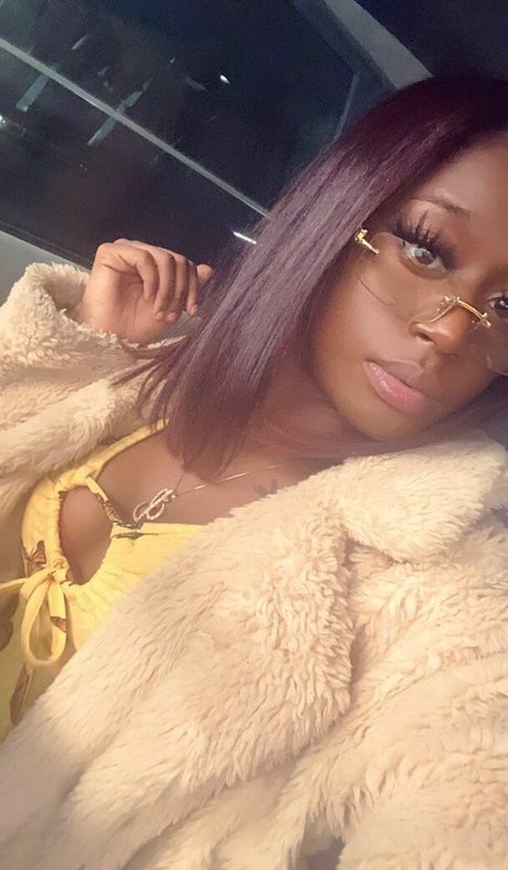 Lola B Tango pornstar art galleries