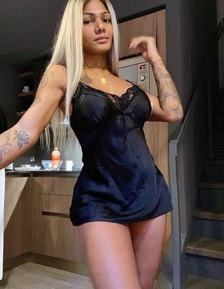 Krissttal Ruizz exclusive model pictures