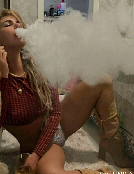 Lili Influente exclusive model photo