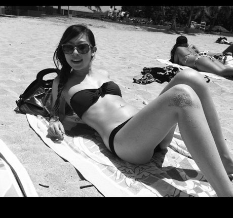 Deira Hanzawa porn model pictures