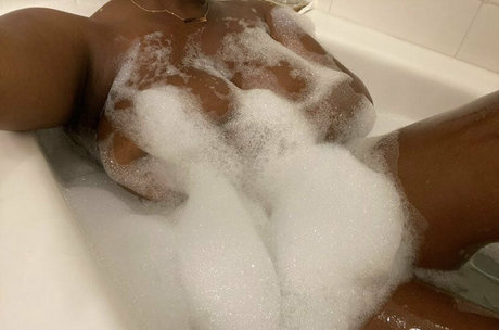 Soldegold model sexy archive