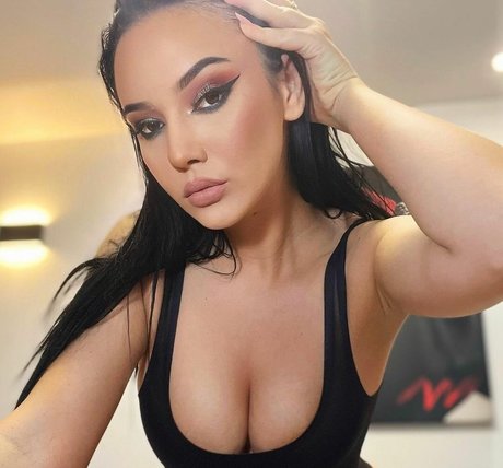 alina03m nudes actress archive