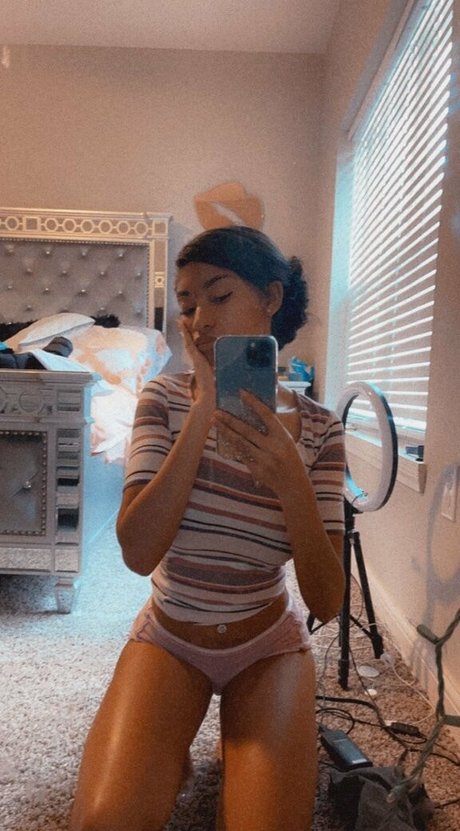 Wetcream star erotic galleries