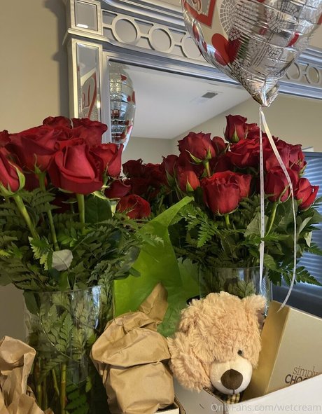 Wetcream star pretty photos