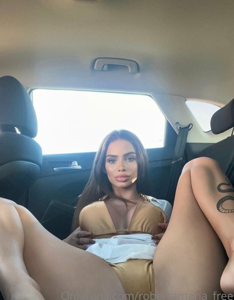 Roberta Maria art pornstar images