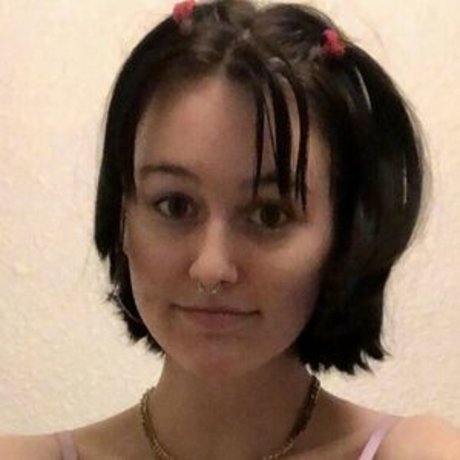 Tiffanytee nudes model img