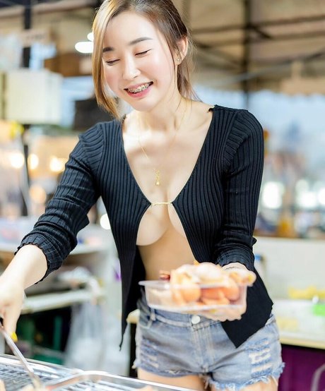 Qanan Kanokyada adult actress pic