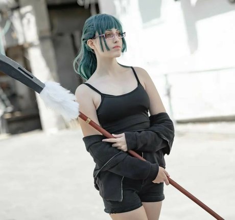 Adiyan nude model photo