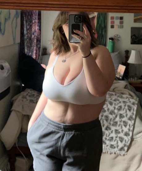 Thekinkcouch nude model photos