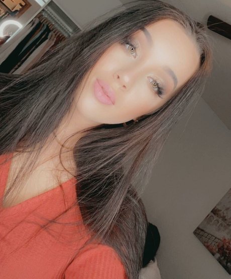 Shelby Dias free model gallery