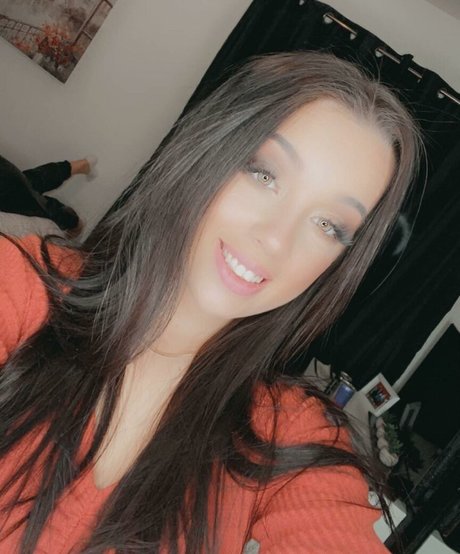 Shelby Dias pornstar sexy pics