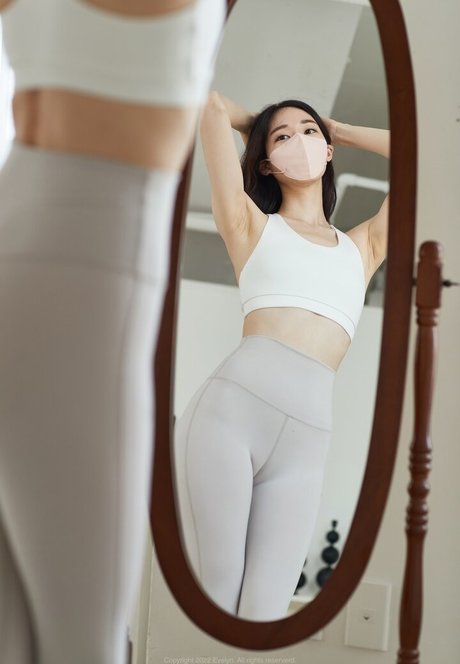 evelynsexy19 model top galleries