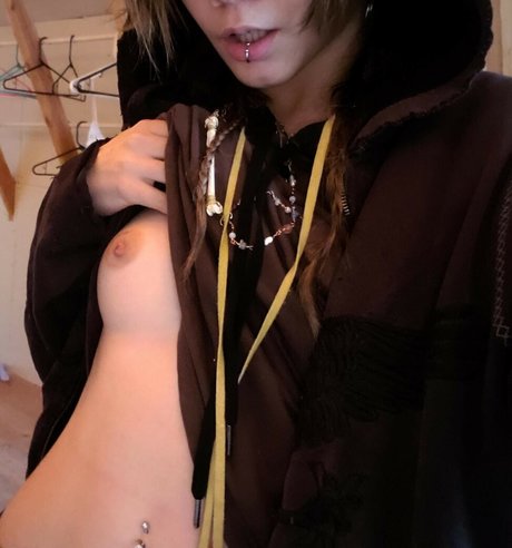 Genderfuckkittyy free star photos