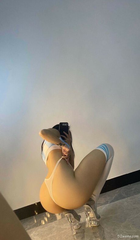 QiaoNiu xxx star photos