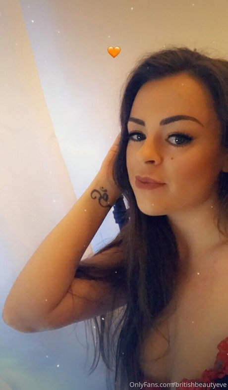 Britishbeautyeve nude model galleries