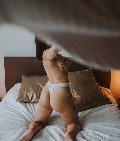 crismaia97 star hot pictures