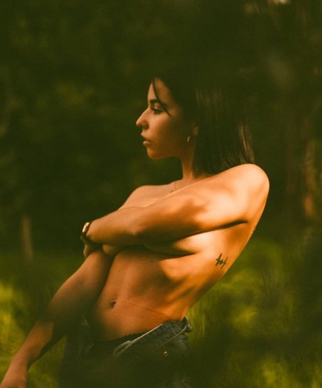 crismaia97 model exclusive archive