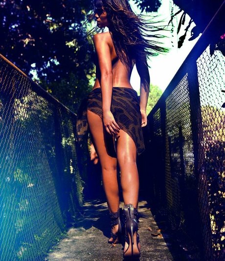 Danni Suzuki xxx pornstar archive