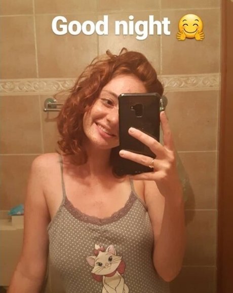 Liora Fin actress photos