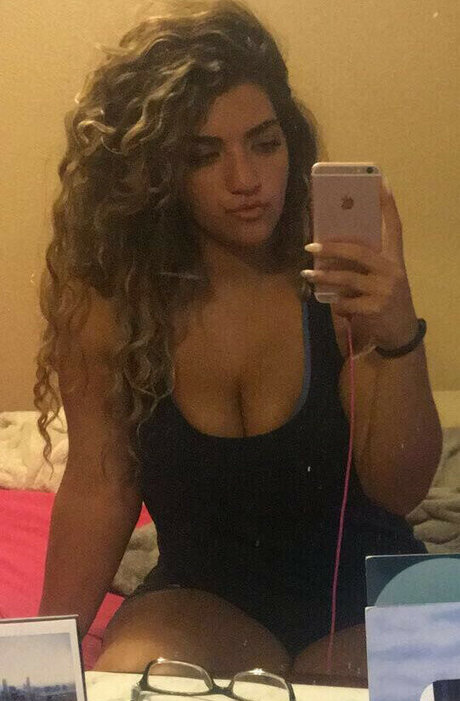 babyyameera xxx model images