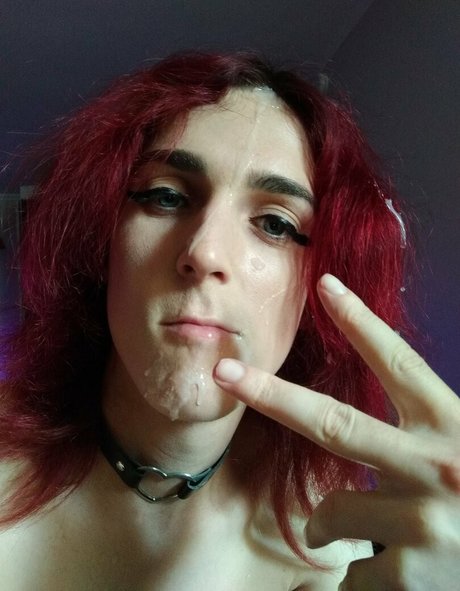 LunaRouge star exclusive pics