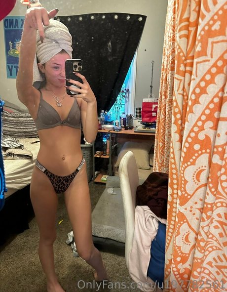 Sydnee Nelson pornstar top image