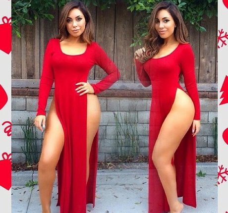 Uldouz Wallace xxx pornstar image