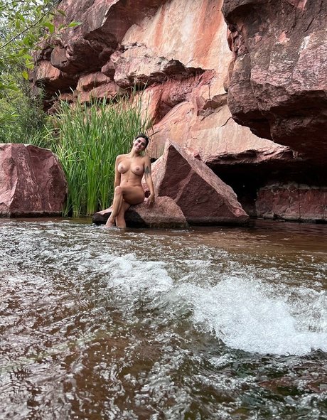 Sloane Nash model best galleries