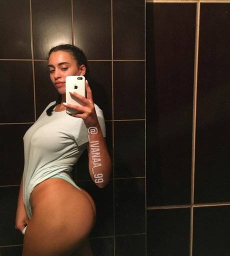 Ivana S_ Profile pic