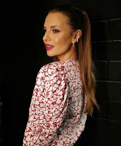 Laura Wontorra model sex galleries