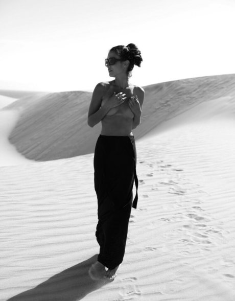 Maurie Smith exclusive model image