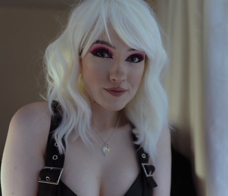 Ashi nudes pornstar gallery