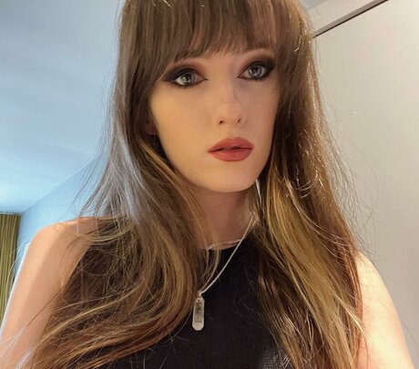 Ashi art model photo