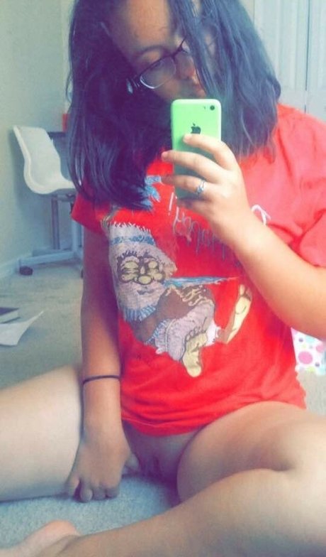 Girlfriends model sexy photo