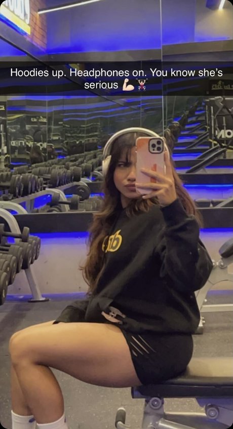 Unnati Patwa model sexy images