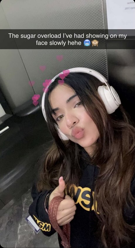 Unnati Patwa star sexy img