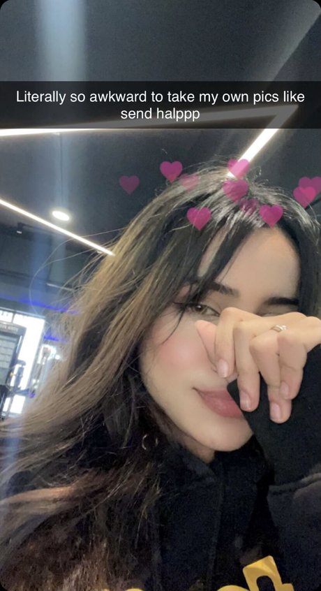 saggy milf onlyfans top picture