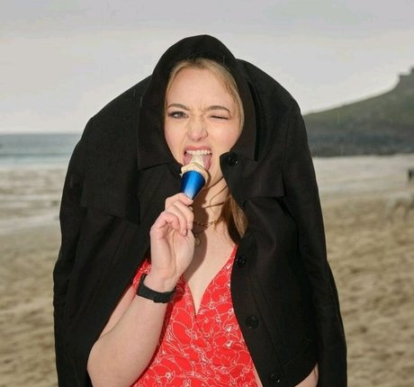 Fern Brady pornstar sexy pic