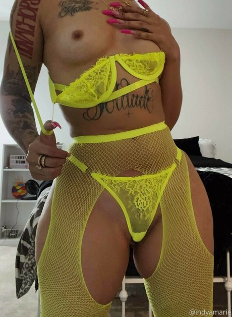 Indya Marie model erotic img