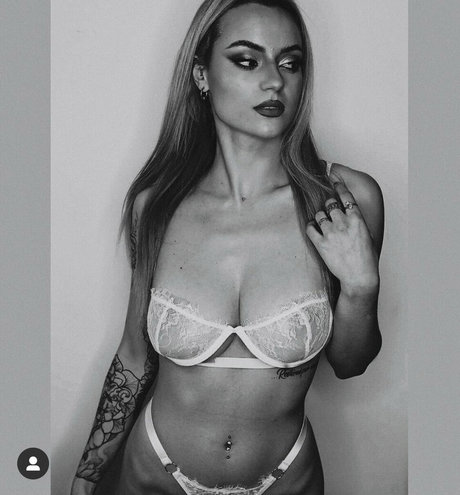 Linda Fioretti pretty star pics