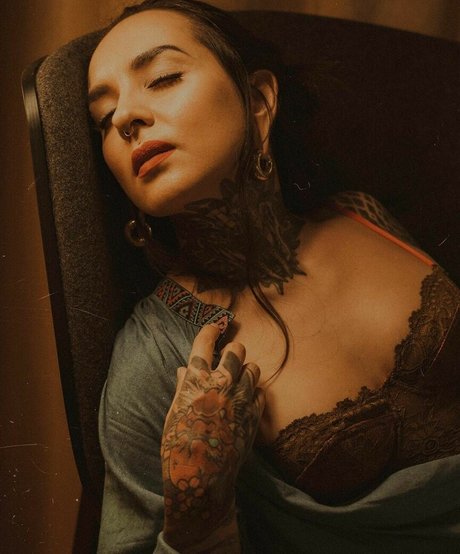 Tatiana Shmayluk pornographic model picture