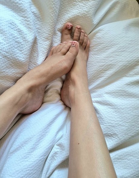 Sieren__Pole model pretty image