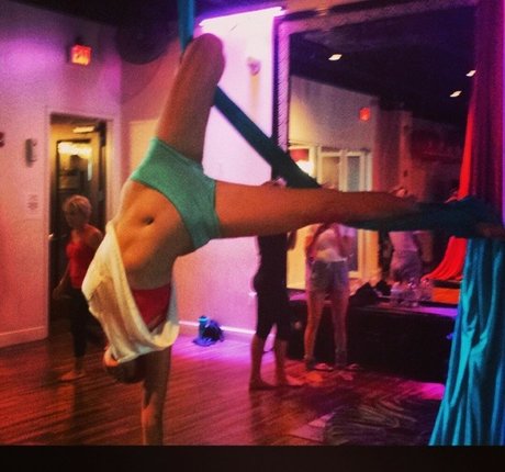 Sieren__Pole pornstar hot pic