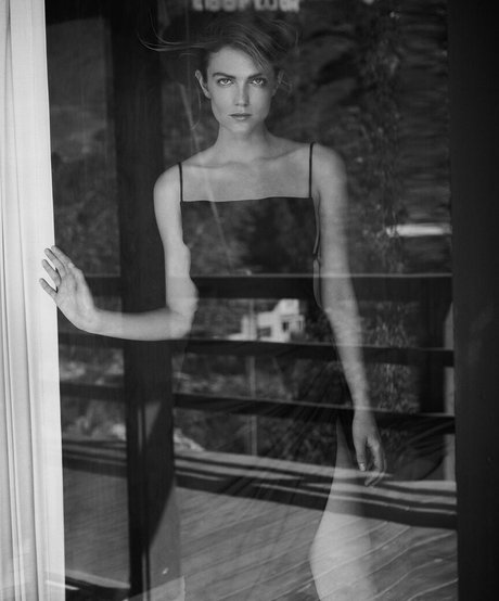 Elektra Miranda Kilbey star nude gallery