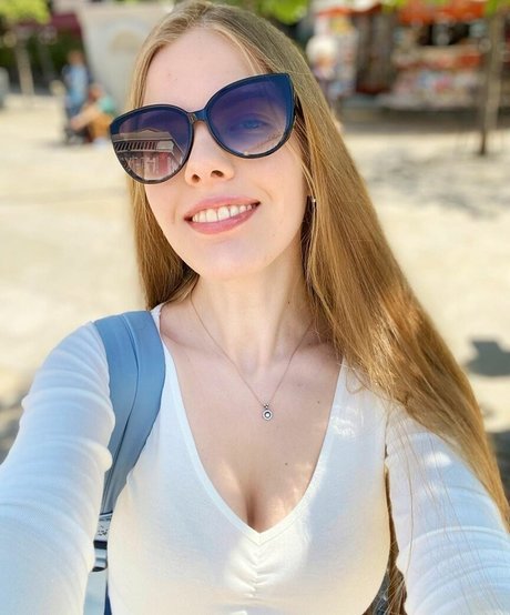 Eva Gevorgyan high quality model pictures